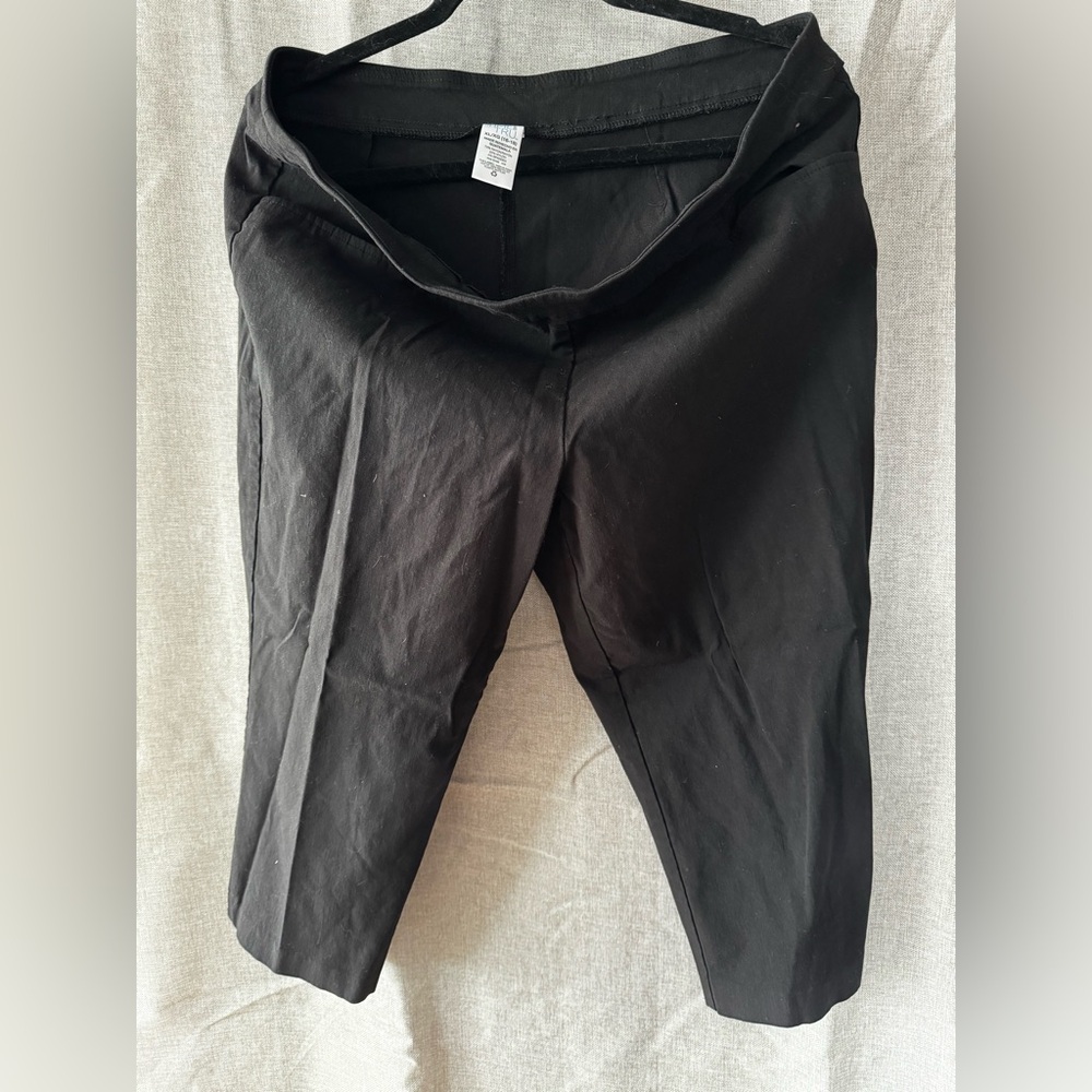 Women’s Black Capris (2 for the price of 1)